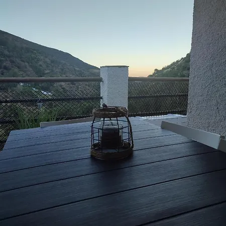 La Launa Rural Apartamento Trevélez